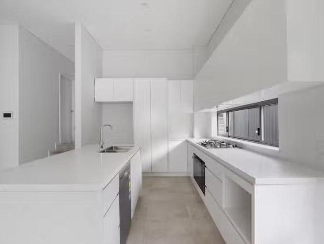 Deal! 34a Preston Road, Old Toongabbie NSW 2146
