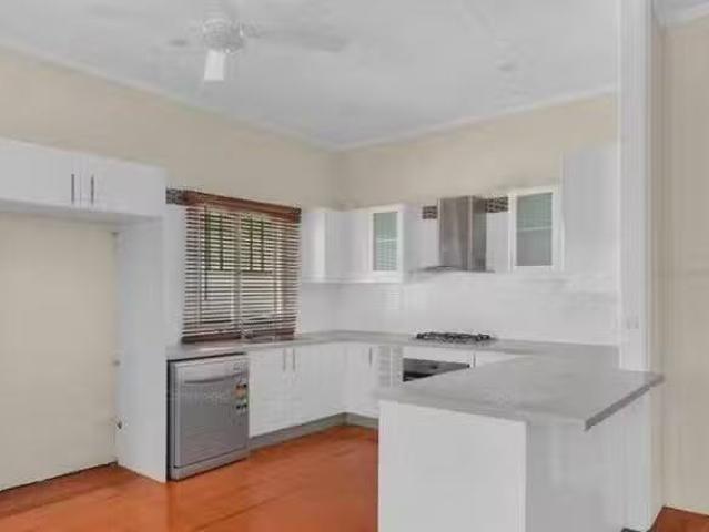 New 35 Latrobe Street, East Brisbane, QLD 4169