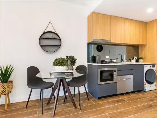 Nice 3/60 Binalong Avenue, Allambie Heights Apartment for rent.