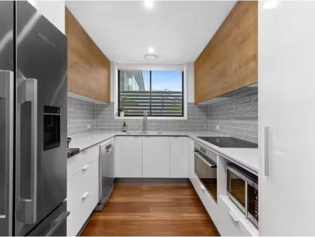 For Rent! 3/67 Tarana Street, CAMP HILL Apartment for rent Li.