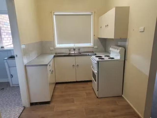 Cozy 3/6 Anne Street, TAMWORTH Apartment for rent Listed by D.