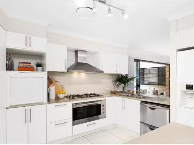 Cozy 36 Deneden Avenue, Kellyville Ridge House for rent Liste.