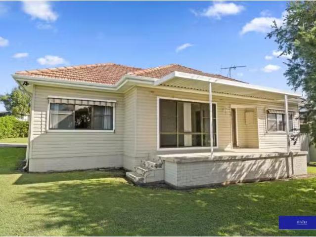 Just in! 36 First Street, BOORAGUL House for rent Listed by N.