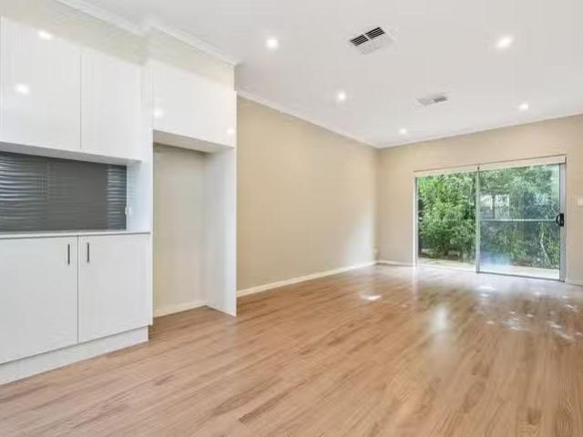 For Rent! 3/6 Vincent Street, Christies Beach, SA 5165