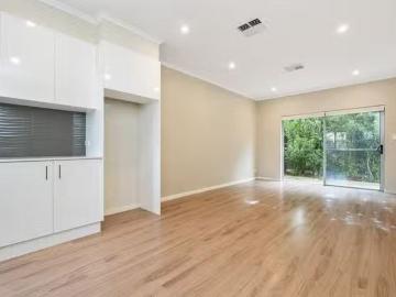 Just in! 3/6 Vincent Street, Christies Beach, SA 5165