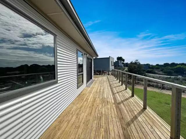 Just in! 36 Winifred Drive, SCAMANDER, TAS 7215 House for Rent