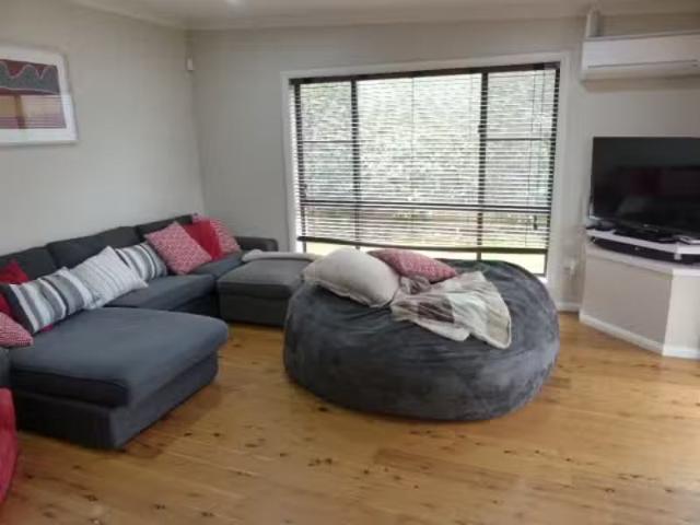 New 372 Lords Place, ORANGE House for rent Listed by Property.