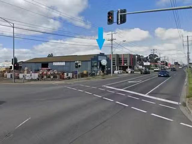 Nice 376 Thompson Road, North Geelong, VIC 3215 Industrial/W.
