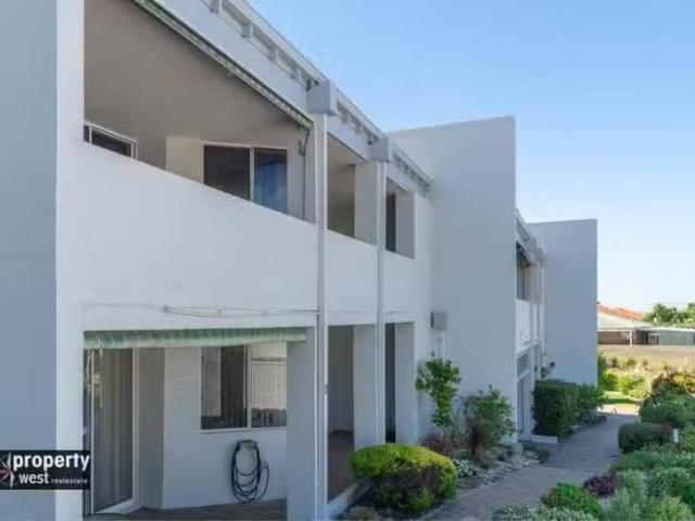 Just in! 38/70 Marina Boulevard, Ocean Reef, WA 6027