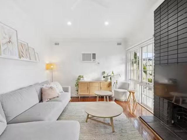 For Rent! 38 Irwin Road, Embleton, WA 6062