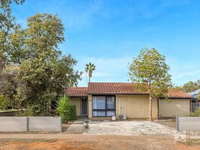 Cozy 38A Codd Street, Para Hills West, SA 5096