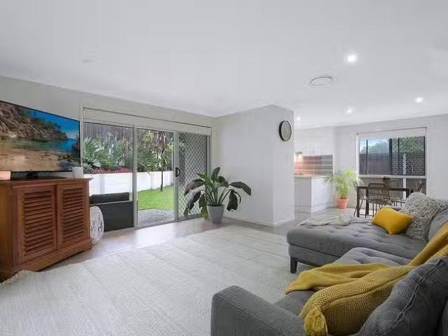 New 39/20 Kianawah Road South, Manly West, QLD 4179
