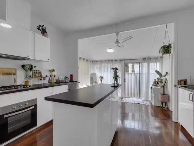 Nice 39 Medina Avenue, Medina, WA 6167