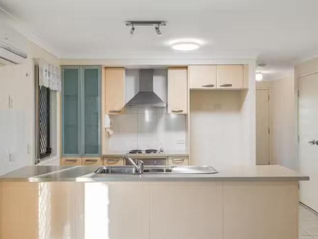 Unique 3/9 Obrien Street, Harlaxton, QLD 4350