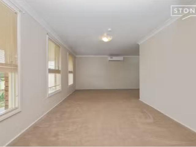 Cheap 39 Chidgey Street, Cessnock House for rent Listed by Ja.