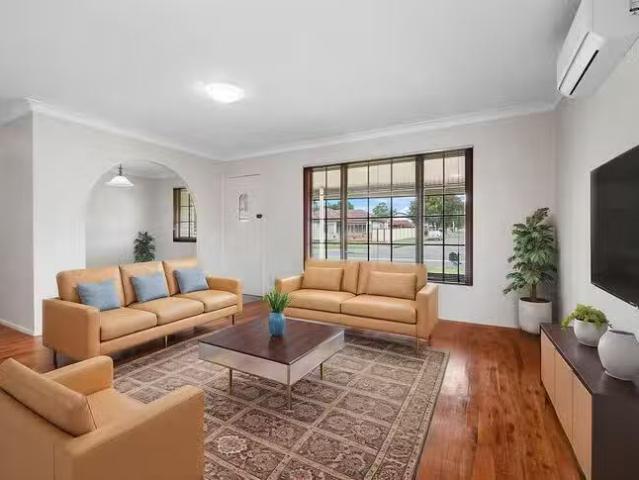For Rent! 39 Eton Road, Cambridge Park, NSW 2747