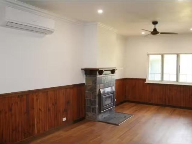 For Rent! 39 George Street, INVERELL House for rent Listed by.