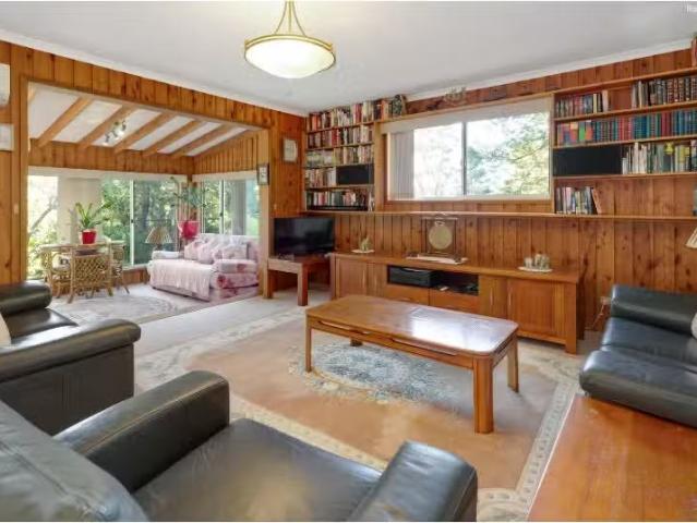 Just in! 39 Heron Road, CATALINA House for rent Listed by R