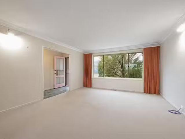 Cheap 39 Leist Street, Weston, ACT 2611