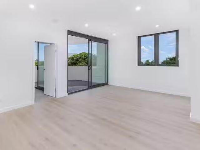 Rental! 302/1 7 Boyle Street, Sutherland, NSW 2232