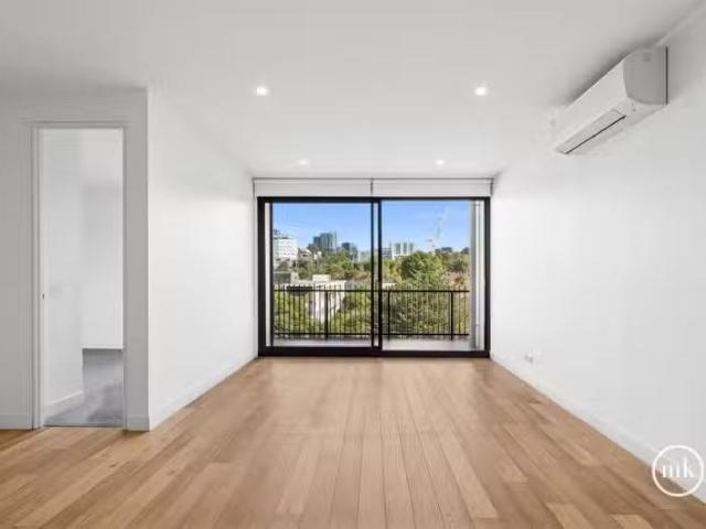 Cozy 307/3 Cartmell Street, Heidelberg VIC 3084