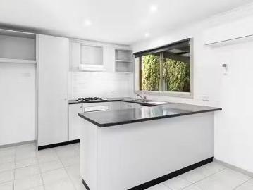 Unique 30 Chandos Court, St Albans Park, VIC 3219