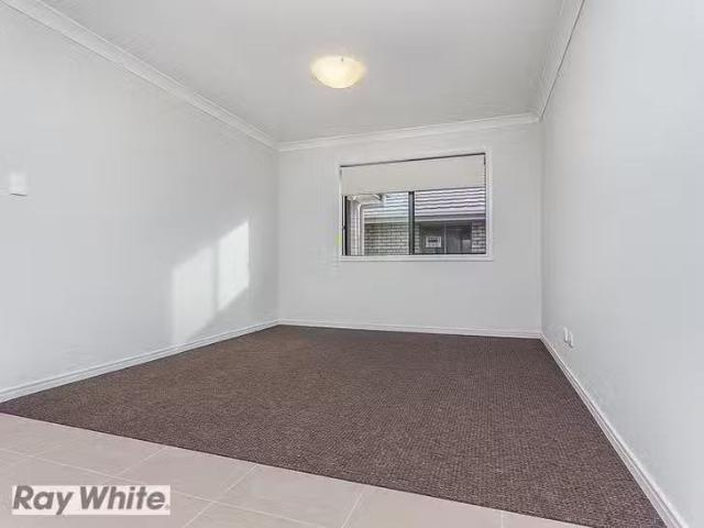 Rental! 30 Sandalwood Crescent, Griffin, QLD 4503