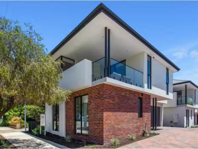 New 30b Melrose Street, LEEDERVILLE Townhouse for rent Listed.