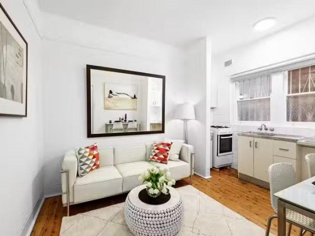 Charming 3/109 New South Head Road, Edgecliff NSW 2027