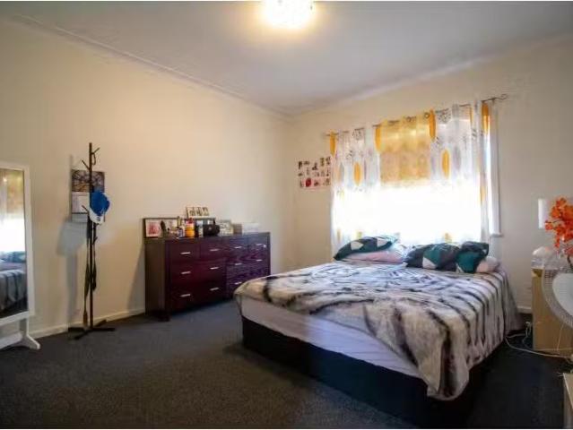 New 3/10 Dalton Avenue, SINGLETON House for rent Listed by An.