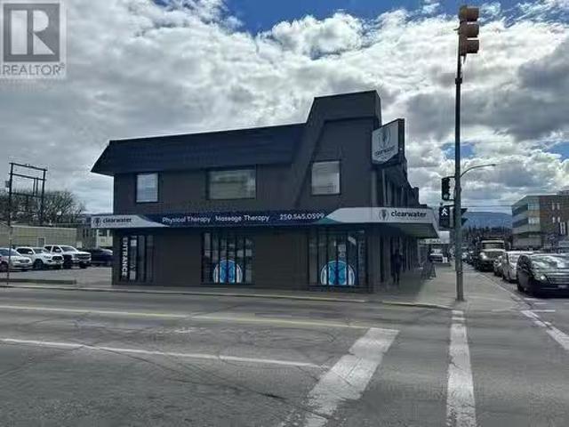 Unique 3118 32 Avenue Unit# North, Vernon, BC, V1T 2L9 comme.