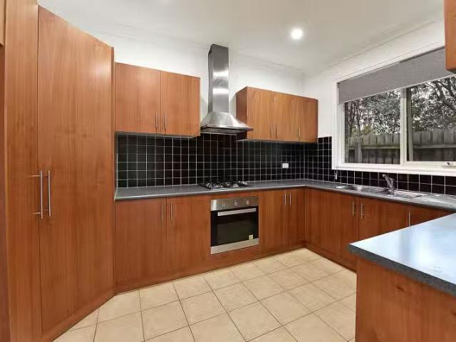 Rental! 3/128 Rachelle Rd, Keilor East VIC 3033