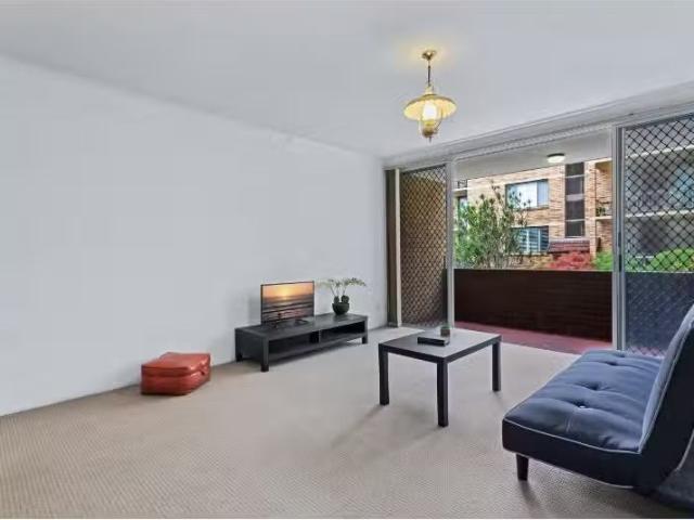 Rental! 3/12 Solander Street, TWEED HEADS Apartment for rent.
