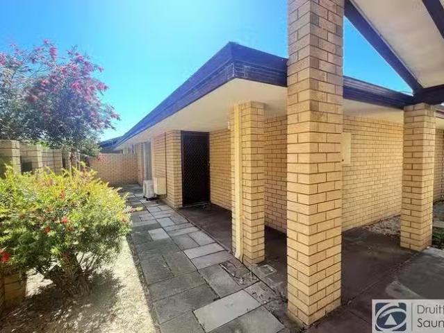 Just in! 3/17 Goyder Place, Bateman, WA 6150