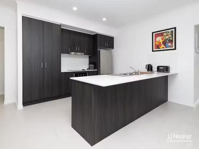 Unique 3/14 Constance Court, Murrumba Downs, QLD 4503