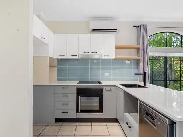 Cheap 3/163 Buchan Street, Bungalow, QLD 4870