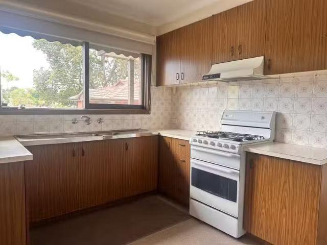 Unique 3/171 Cape Street, Heidelberg VIC 3084