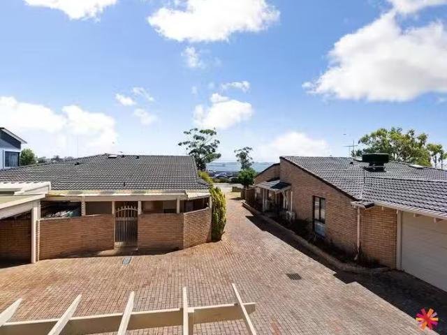 Nice 3/173 Melville Parade, Como, WA 6152