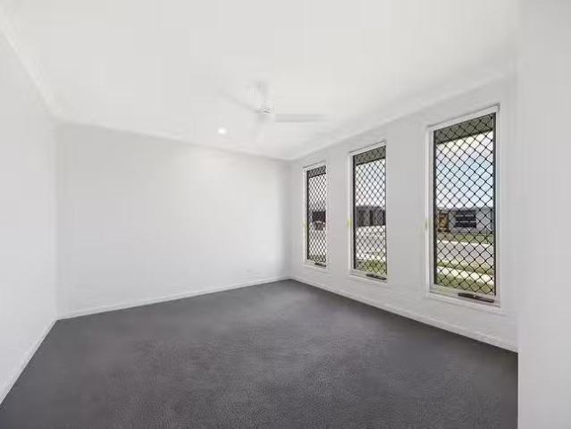 Nice 31 Maldon Street, Pallara, QLD 4110