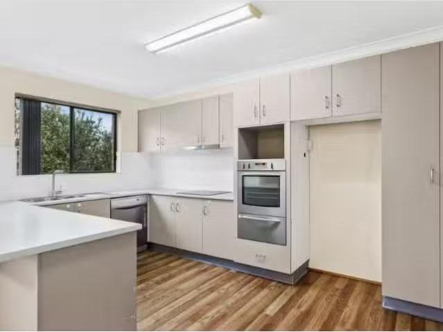 Deal! 3/1 Noel Street, North Wollongong Apartment for rent Li.