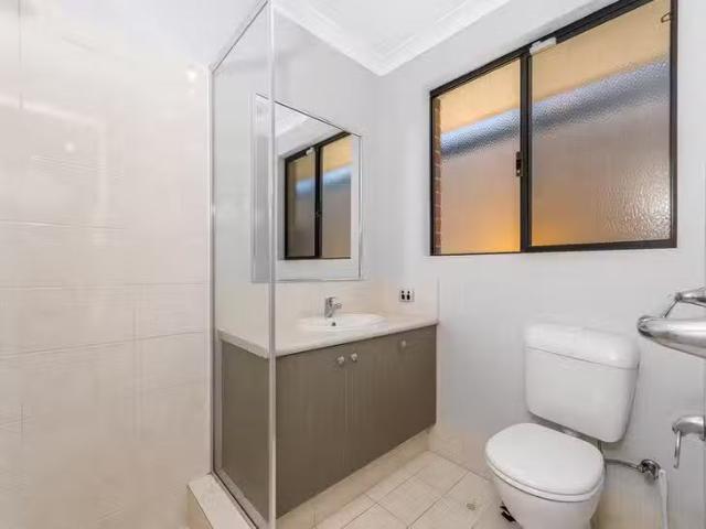 Charming 31 Corsican Way, Canning Vale, WA 6155