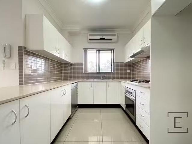 Nice 3/20 Briens Road, Northmead, NSW 2152