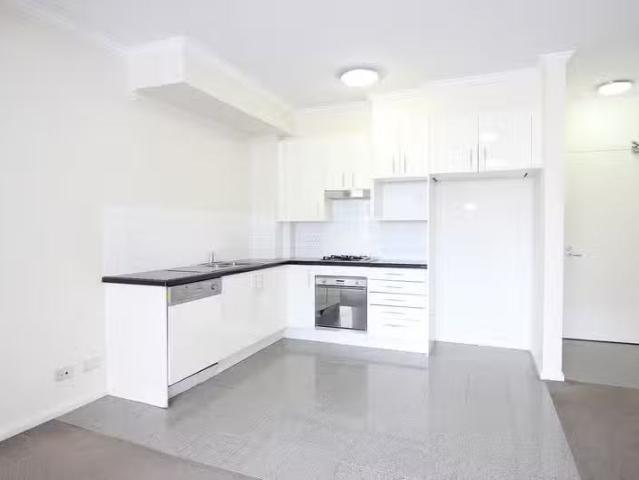 Charming 327/298 Susinteraction Street, Sydney NSW 2000
