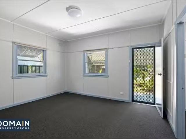 Just in! 32 Commonwealth Avenue, Woy Woy House for rent Liste.