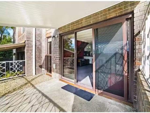 Cozy 3/2 Davey Place, South Hobart Apartment for rent Listed.