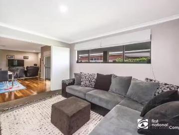 Deal! 32 Weetman Road, Hammond Park, WA 6164