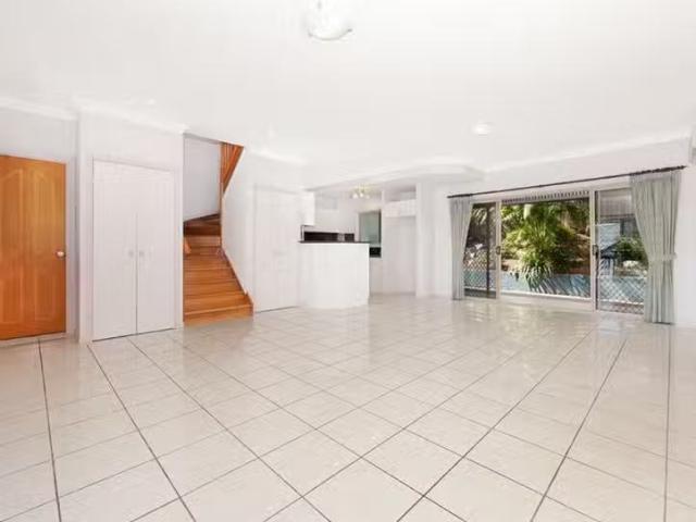 Just in! 32C Gordon Street, Paddington, QLD 4064