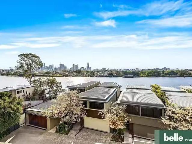 Rental! 332/90 Wynnum Road, Norman Park, QLD 4170