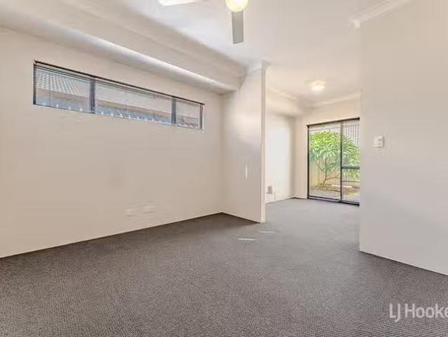Deal! 33 Nautical Lane, Singleton, WA 6175