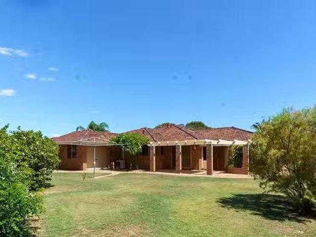Rental! 33 Fitzpatrick Way, Noranda, WA 6062